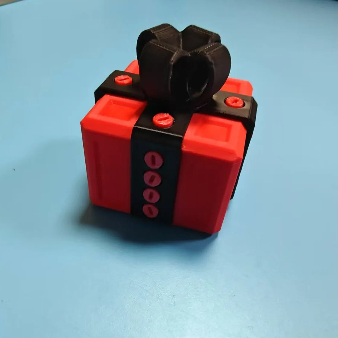 Annoying Gift Box with Screws Large Annoying Gift Boxes Prank Screw Box 3D Printed Gift Box Money Card Container Christmas Gift